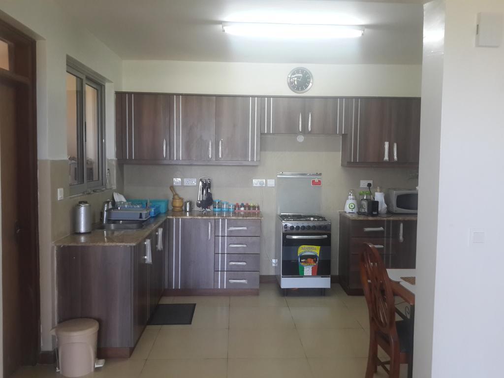 Shanzu Beach Apartment With Stunning Ocean View Mwakirunge Екстер'єр фото